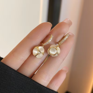 Vintage-Inspired Elegant Moonstone Dangle Earrings