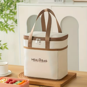 Vintage-Inspired Portable Meal Bag for Women