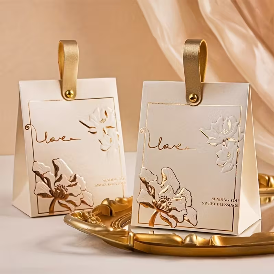 White Paper Boxes with Handles for Gifts (48 pieces)